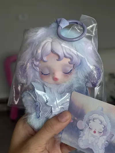 plant/Confirmed Lightning Skull Panda (Retail Price: $32.99)-0-thumbnail