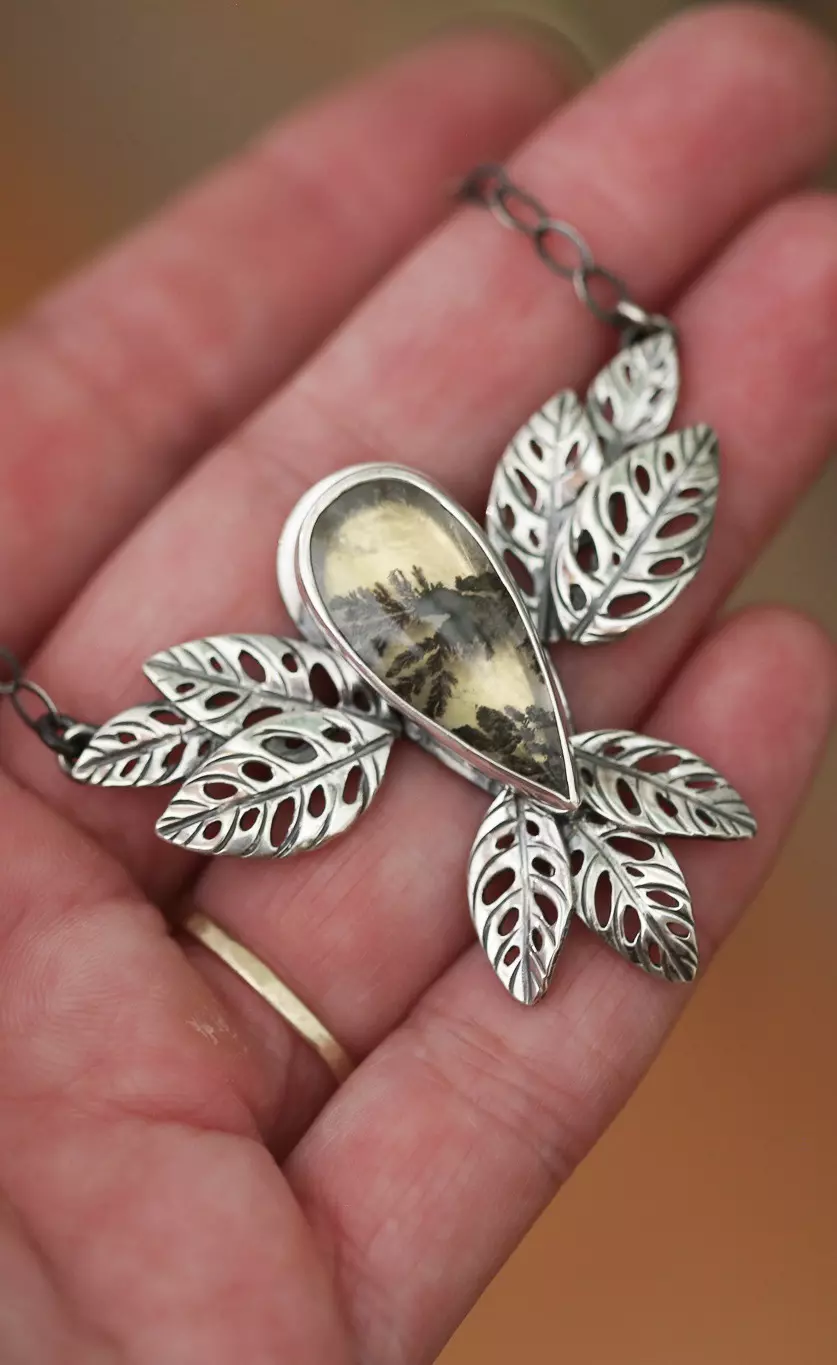 plant/Monstera Adansonii Necklace-0