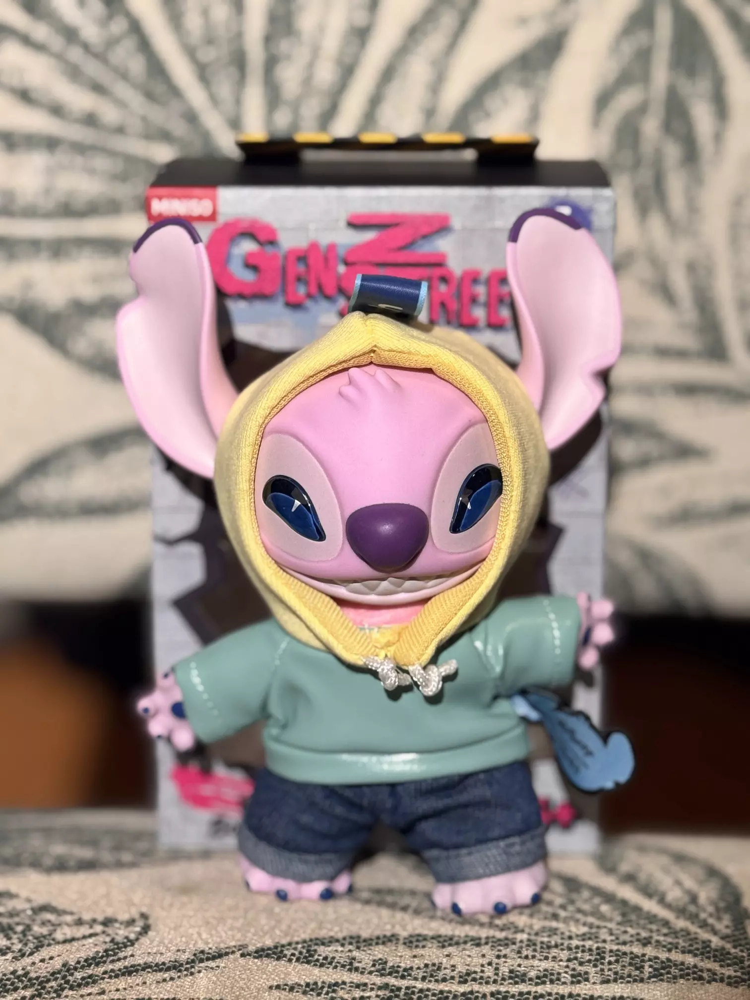 plant/Gen z street stitch(funky branché) open box from bottom and open bag -0