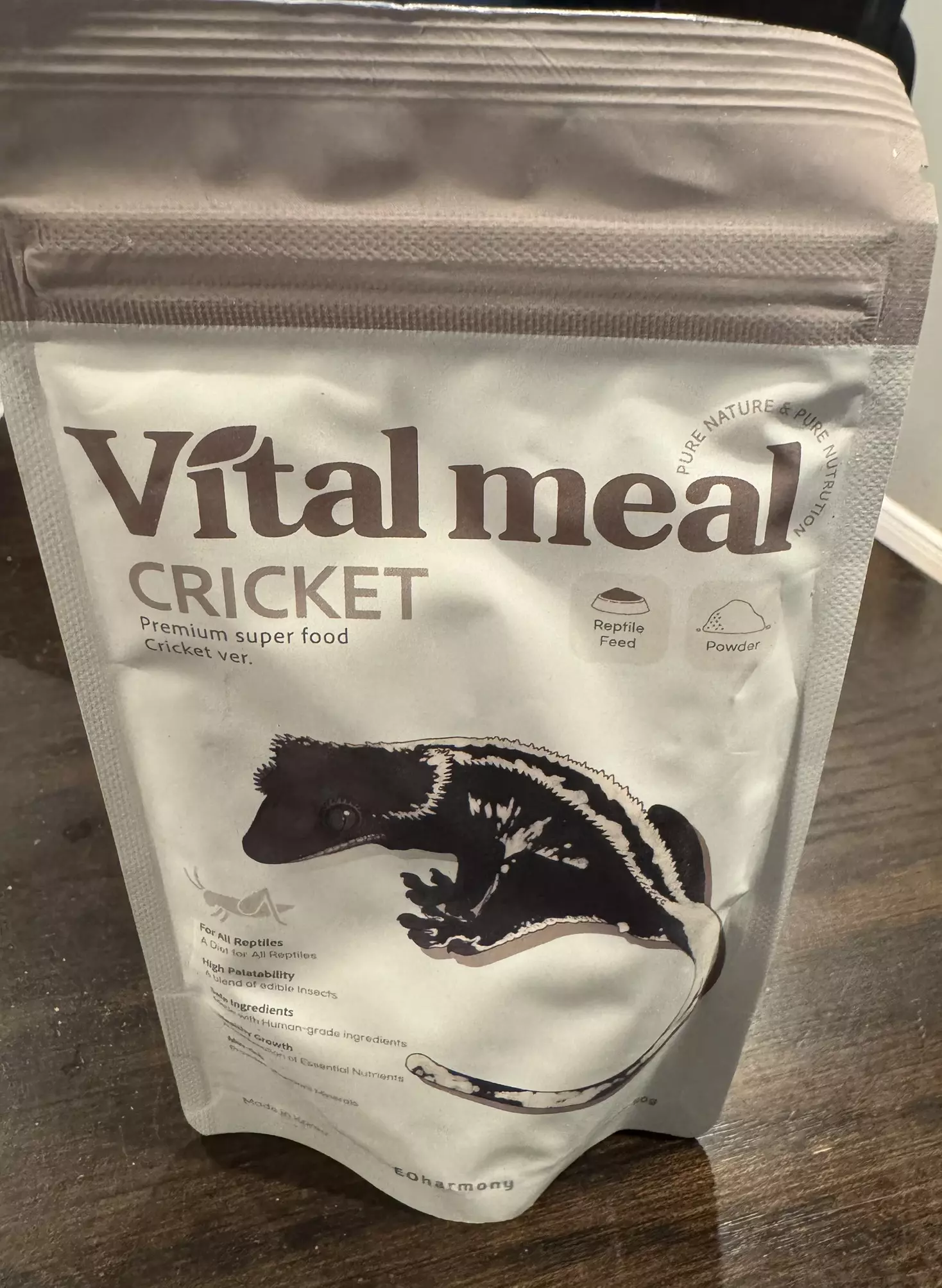 plant/Vital cricket-0