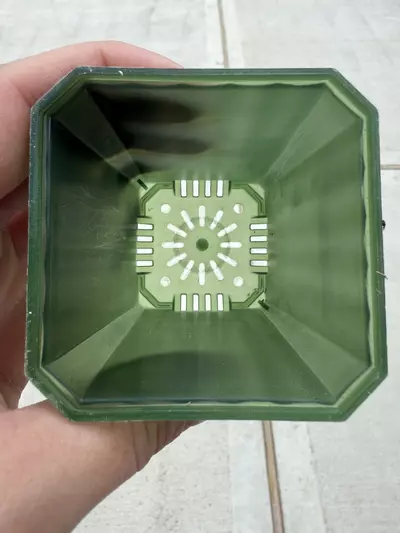 plant/2.5” SEE THRU GREEN POT-0-thumbnail