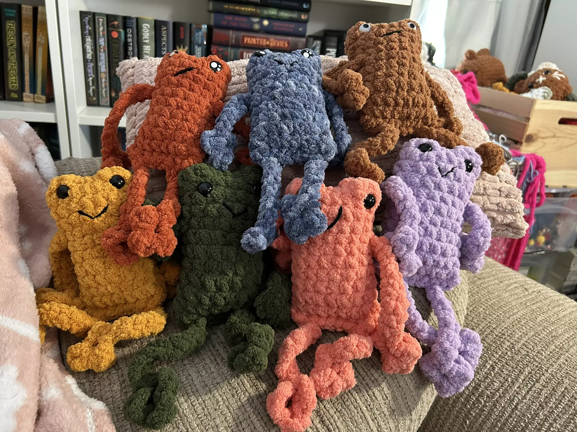 plant/Leggy Frogs-0