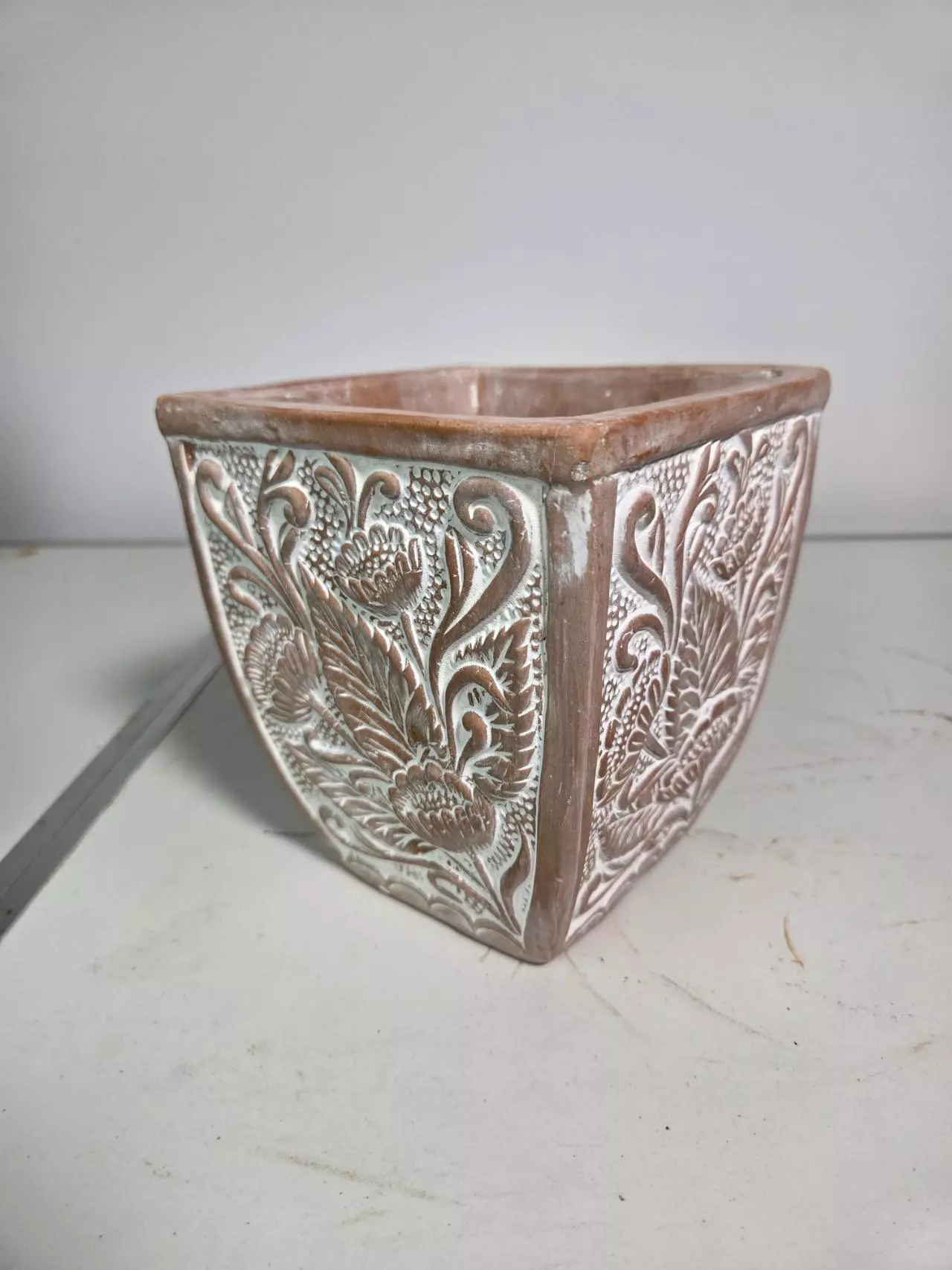plant/6in fair trade terracotta planter-3