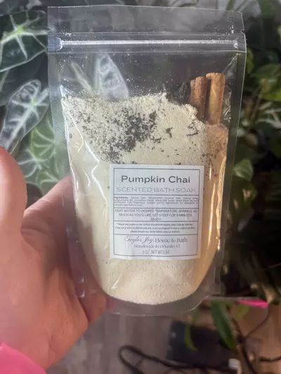 plant/Pumpkin Chai Bath Soak-1-thumbnail