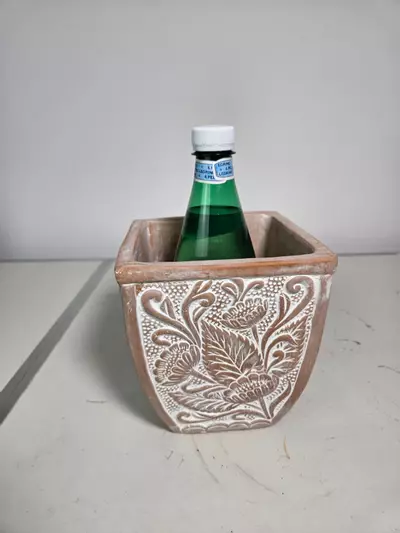 plant/6in fair trade terracotta planter-2-thumbnail