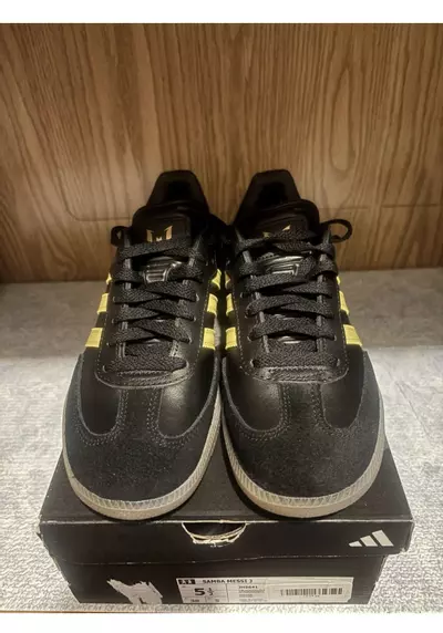 plant/Adidas Samba NWB Youth 5.5 Women’s 7-1-thumbnail