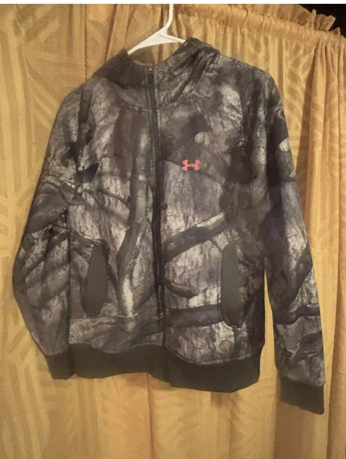 plant/UnderAmour Women’s Size SM pre-owned-0