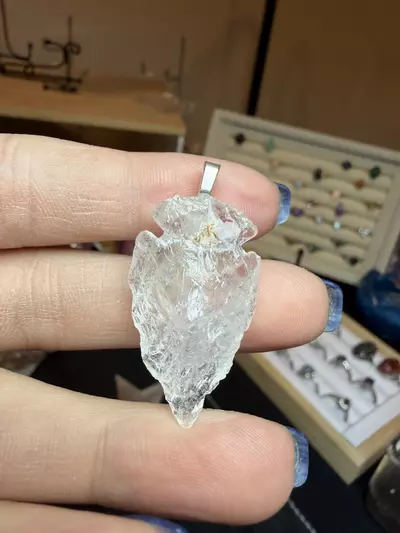 plant/clear quartz arrow head pendant-0-thumbnail