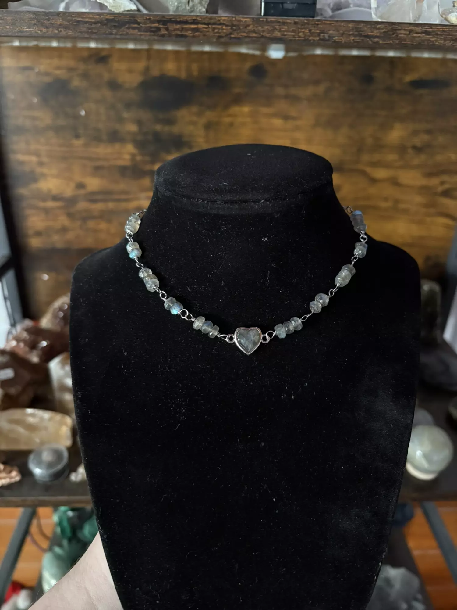 plant/Handmade Labradorite Heart Choker - Silver-0