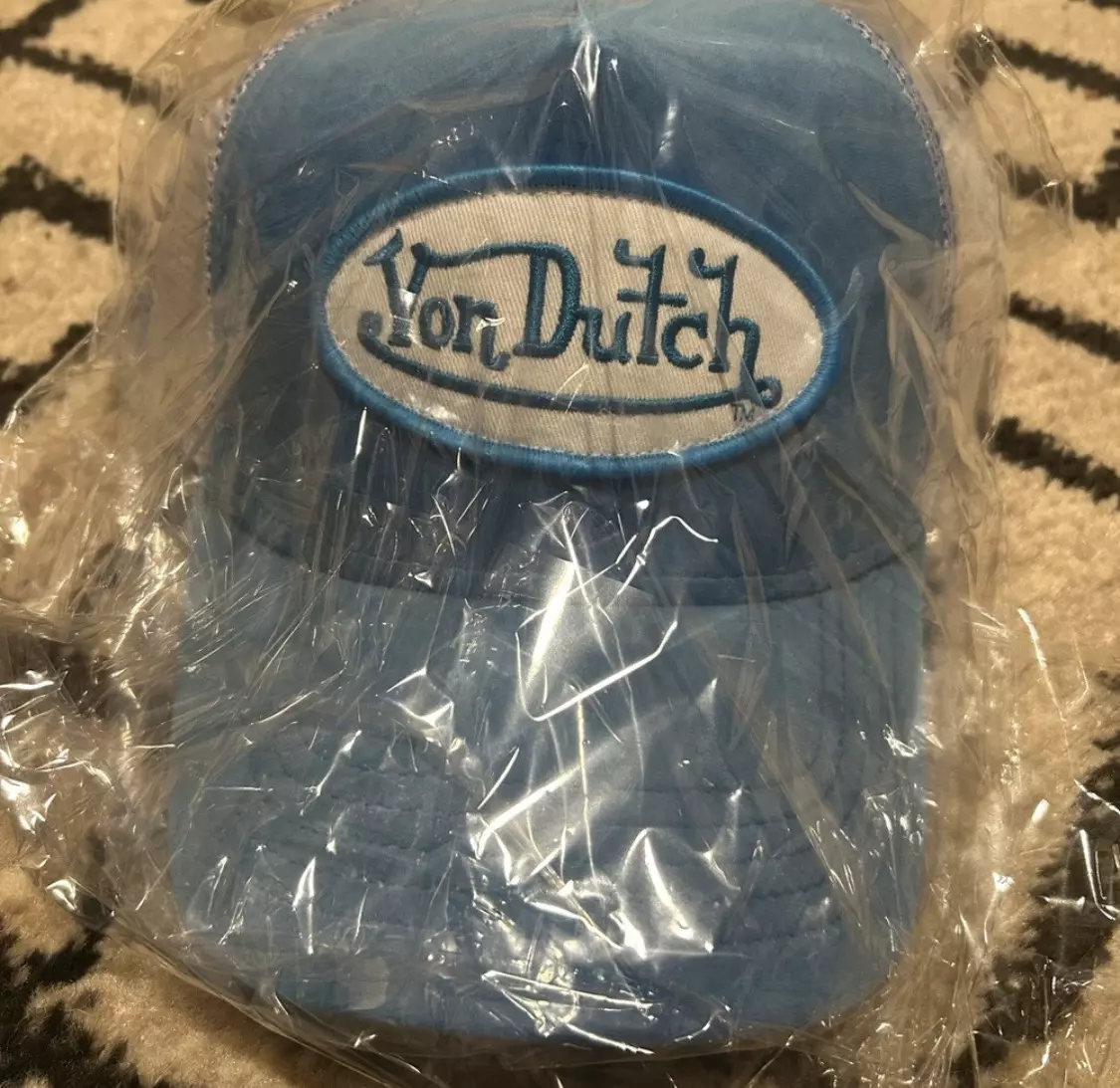 plant/Light Blue Von Dutch Hat-1