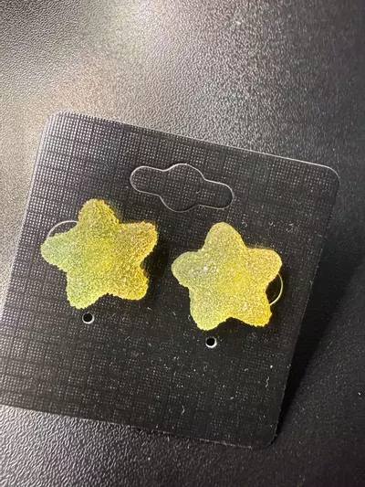 plant/Gummy Star Yellow/Green Earrings -0-thumbnail