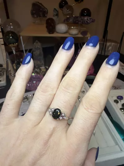 plant/adjustable green sandstone $12-1-thumbnail