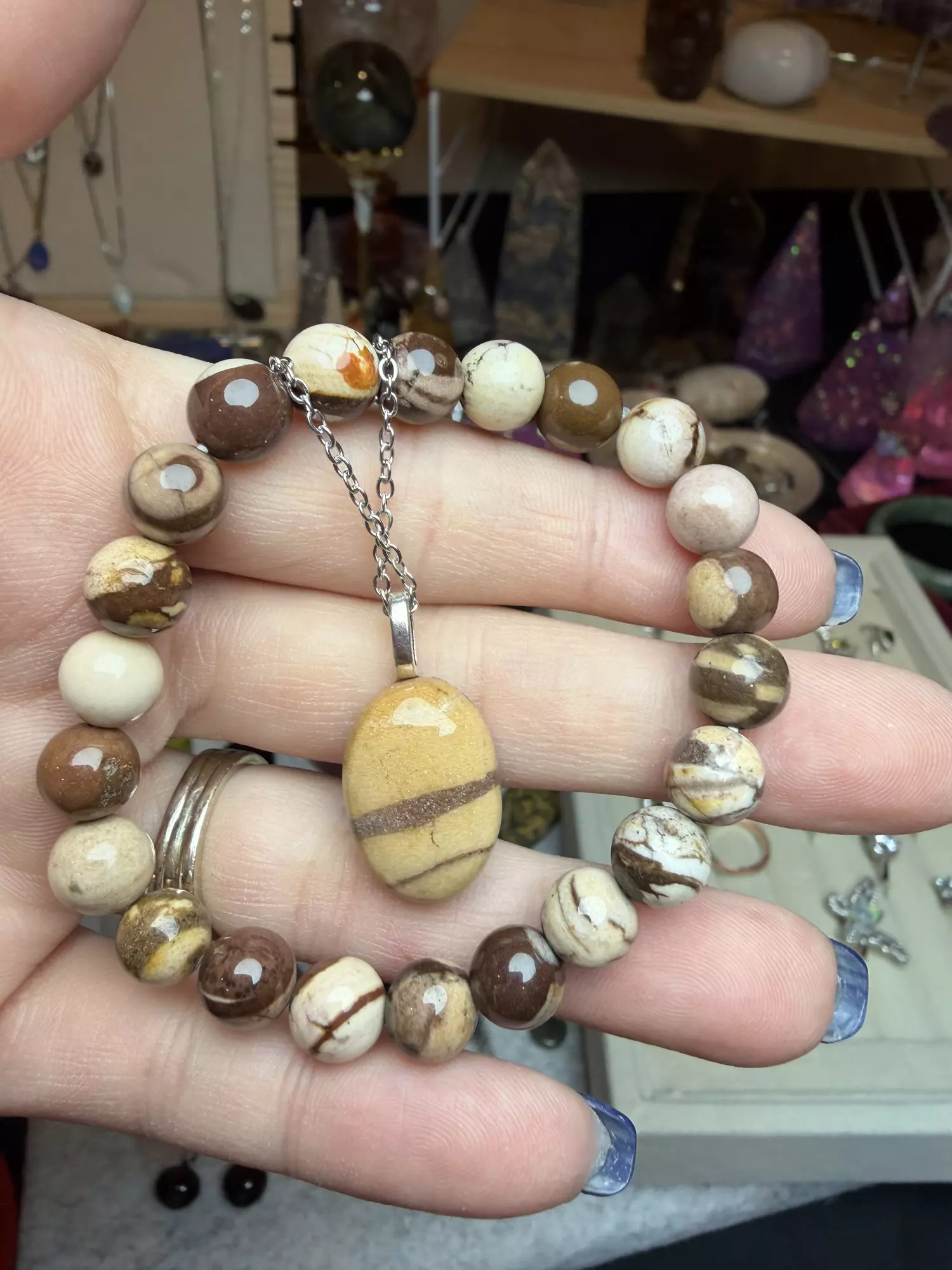 plant/chocolate zebra jasper 8mm $19-0