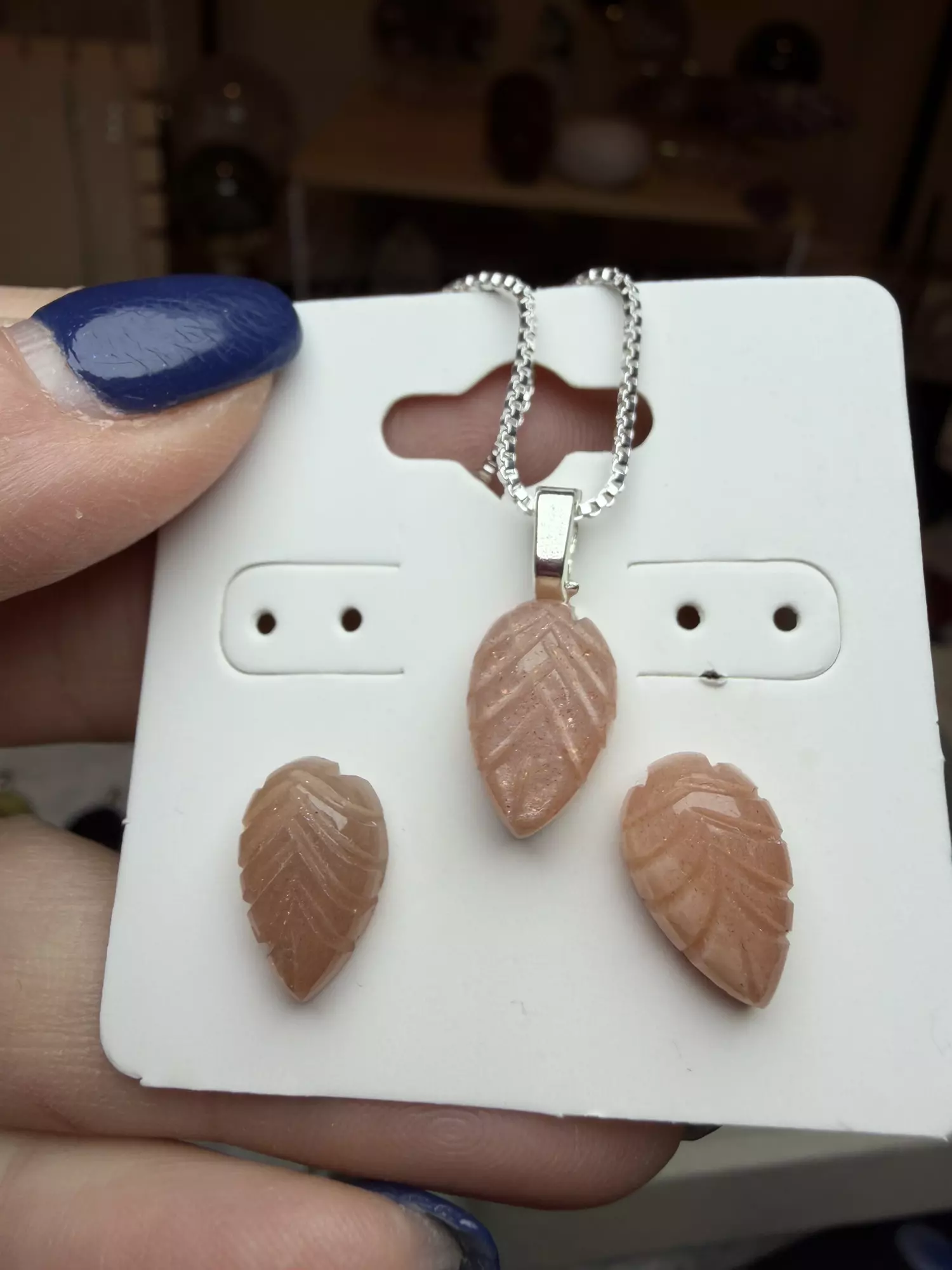 plant/sunstone leaf set $35-0