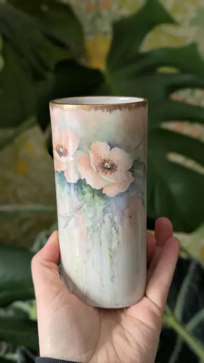 plant/Hand painted vase, signed Rita Reamer-2-thumbnail