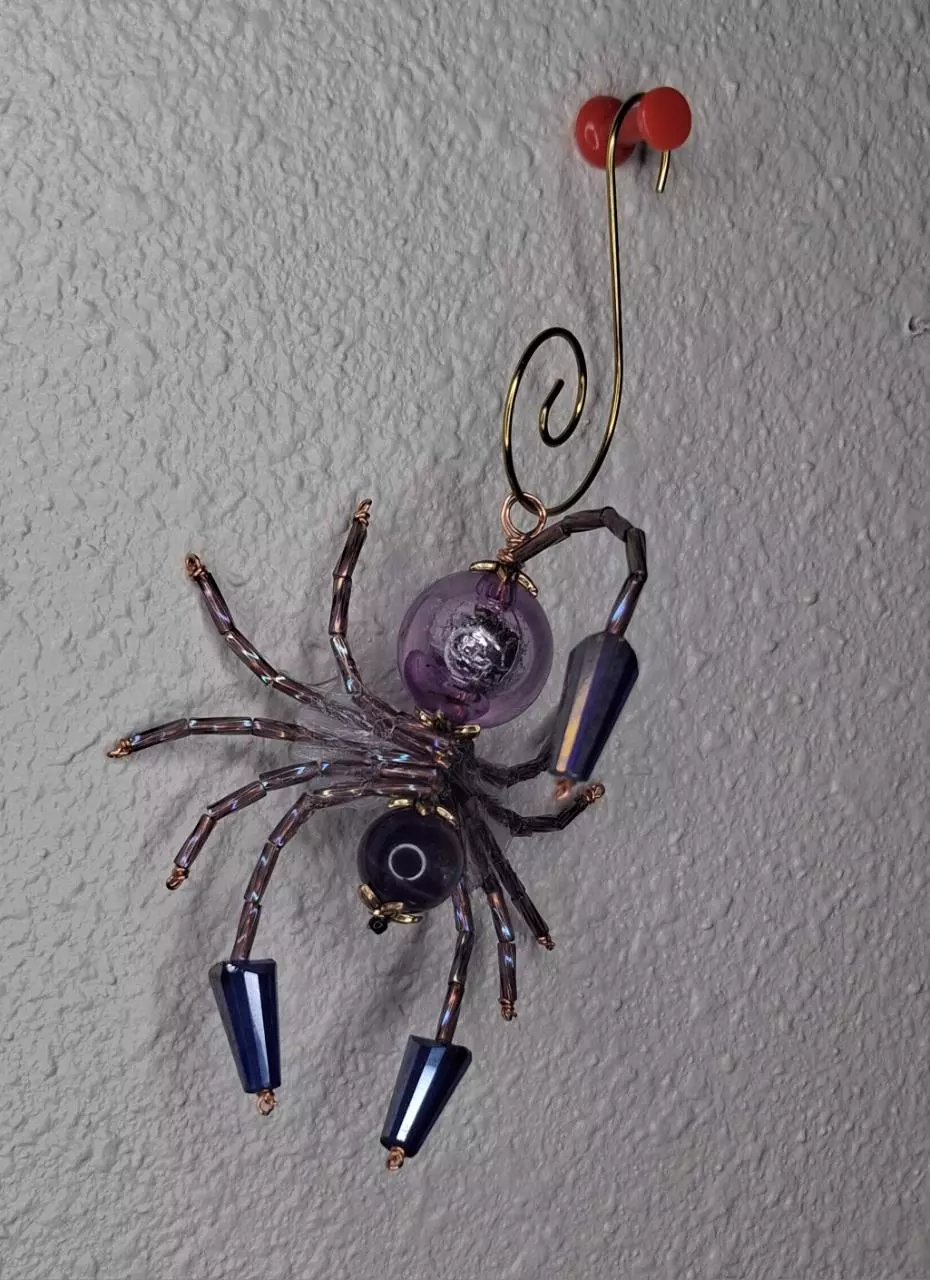 plant/Scorpion ornament-0