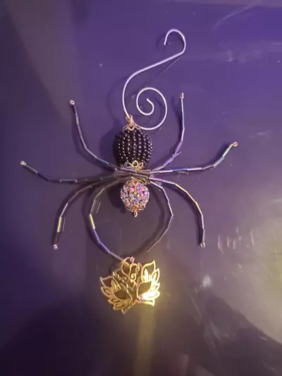 plant/Spider ornament w/ mask-0-thumbnail