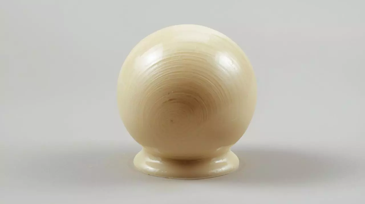 plant/White Chocolate Cocoa Bomb-0