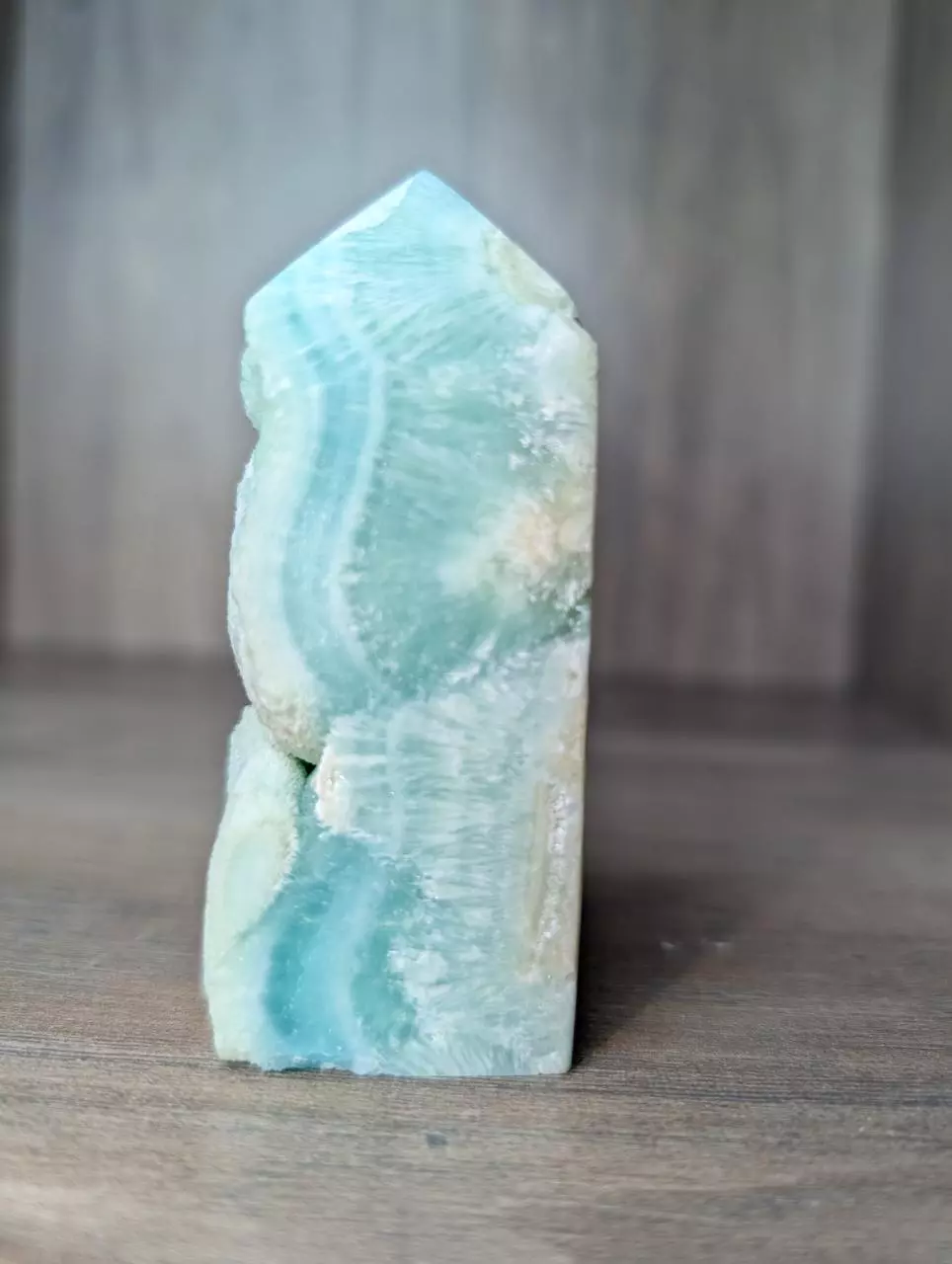 Hemimorphite tower with unique pattern thumbnail