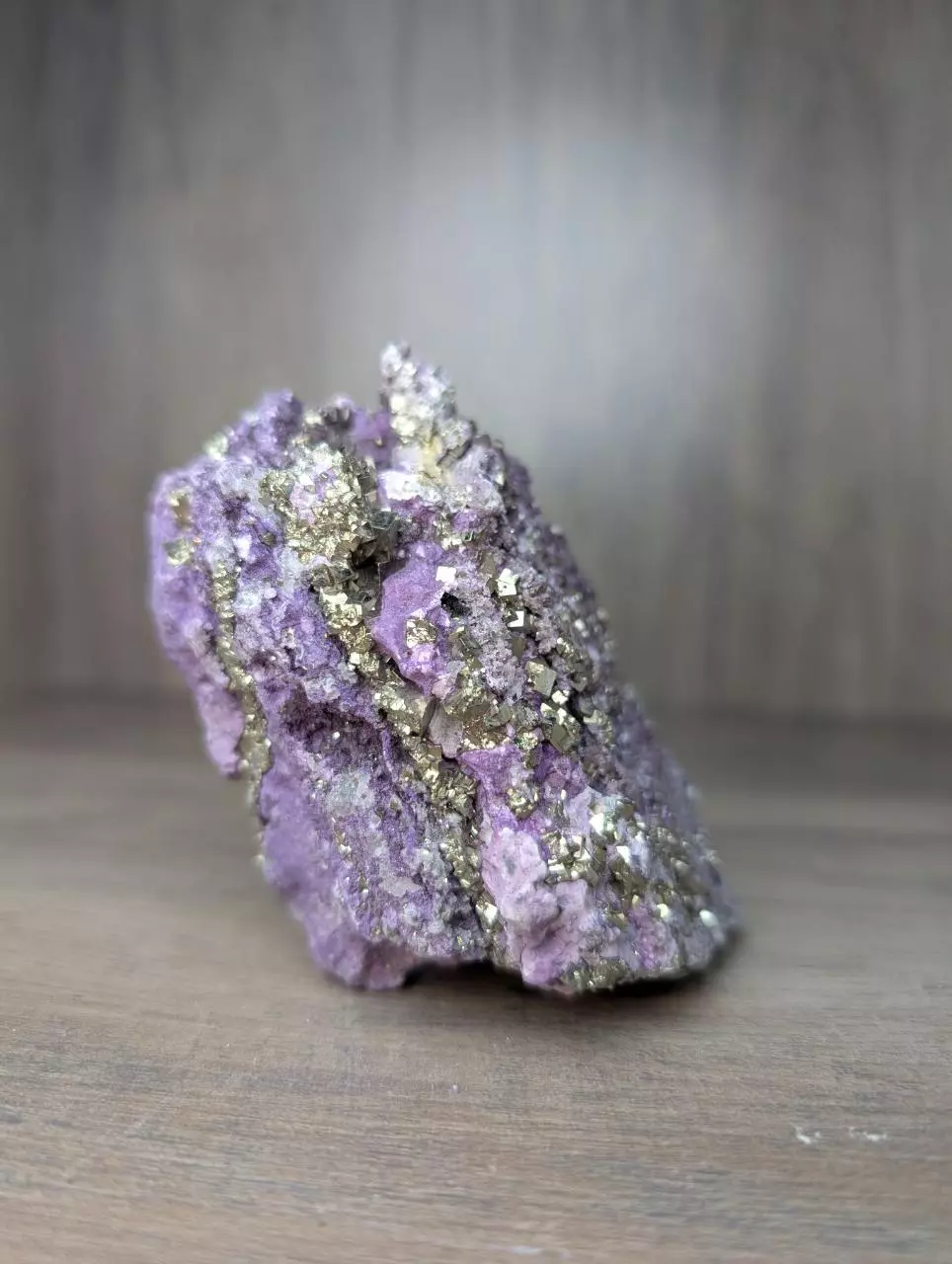 Purpurite with pyrite specimen thumbnail