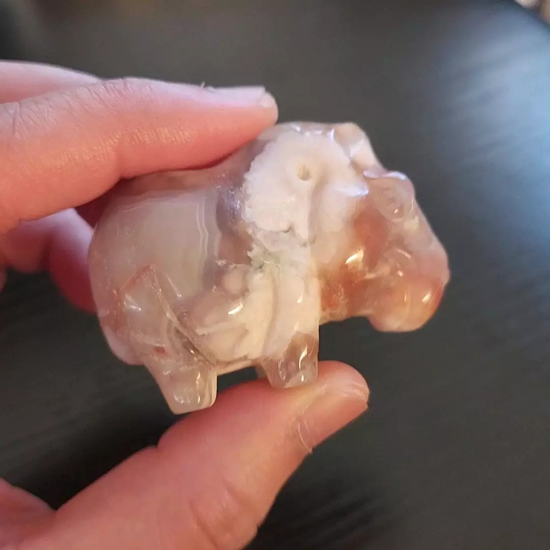 Flower agate carving thumbnail