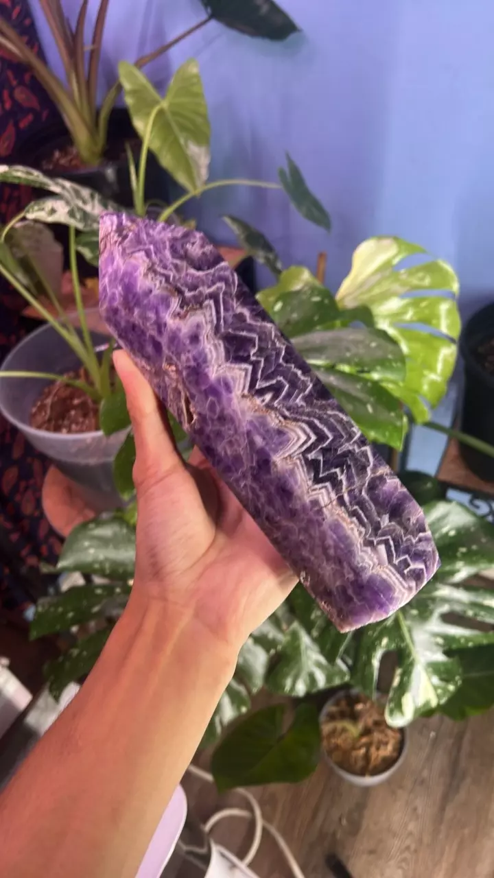 XL Amethyst Tower thumbnail