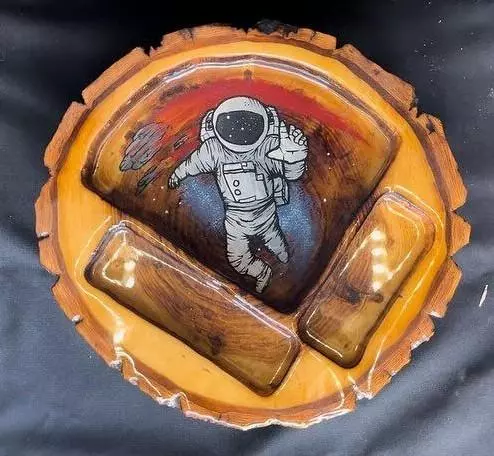 Wooden rolling tray thumbnail