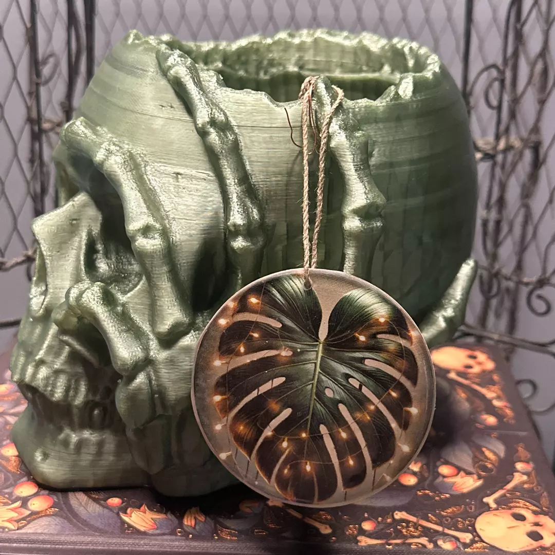 Handmade Ornament 8 thumbnail