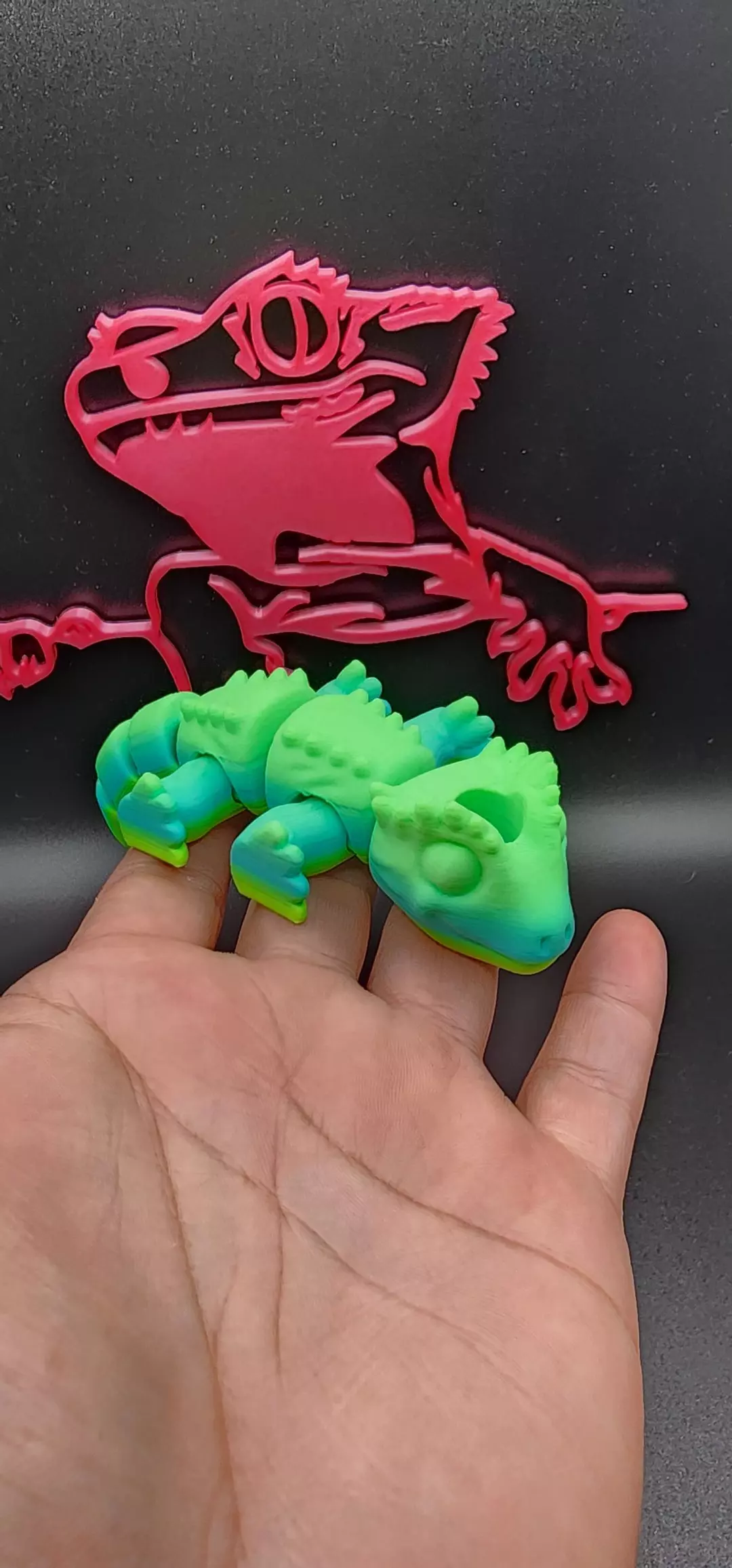 Crested Gecko Straw Buddy thumbnail