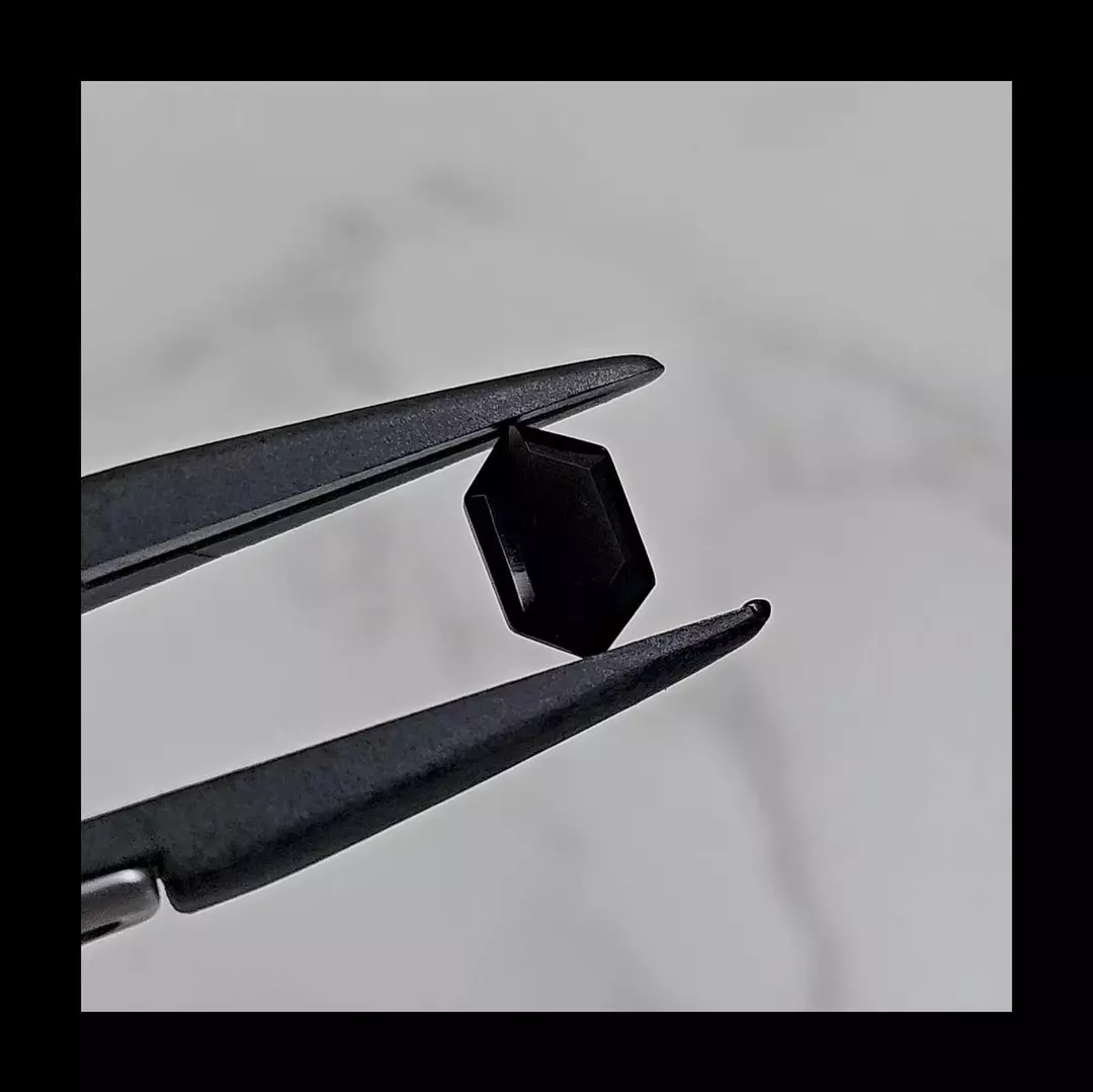 #127 Black Onyx Loose Gemstone Fancy Shape 1.48 ct. thumbnail