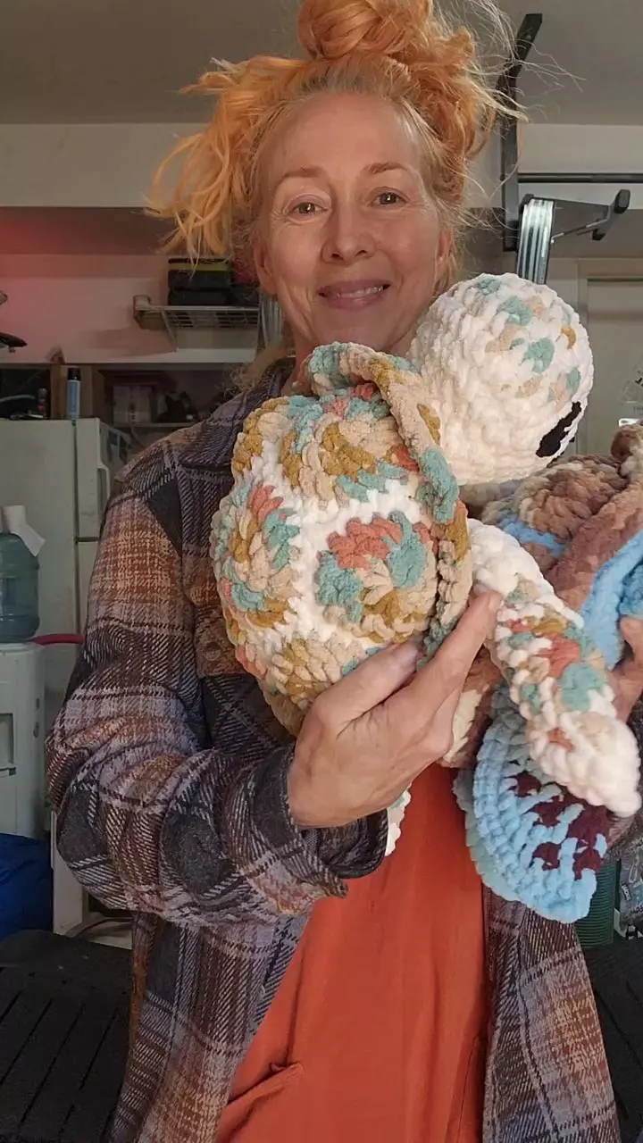 Terri the Sea Turtle color way sailor delight and white thumbnail