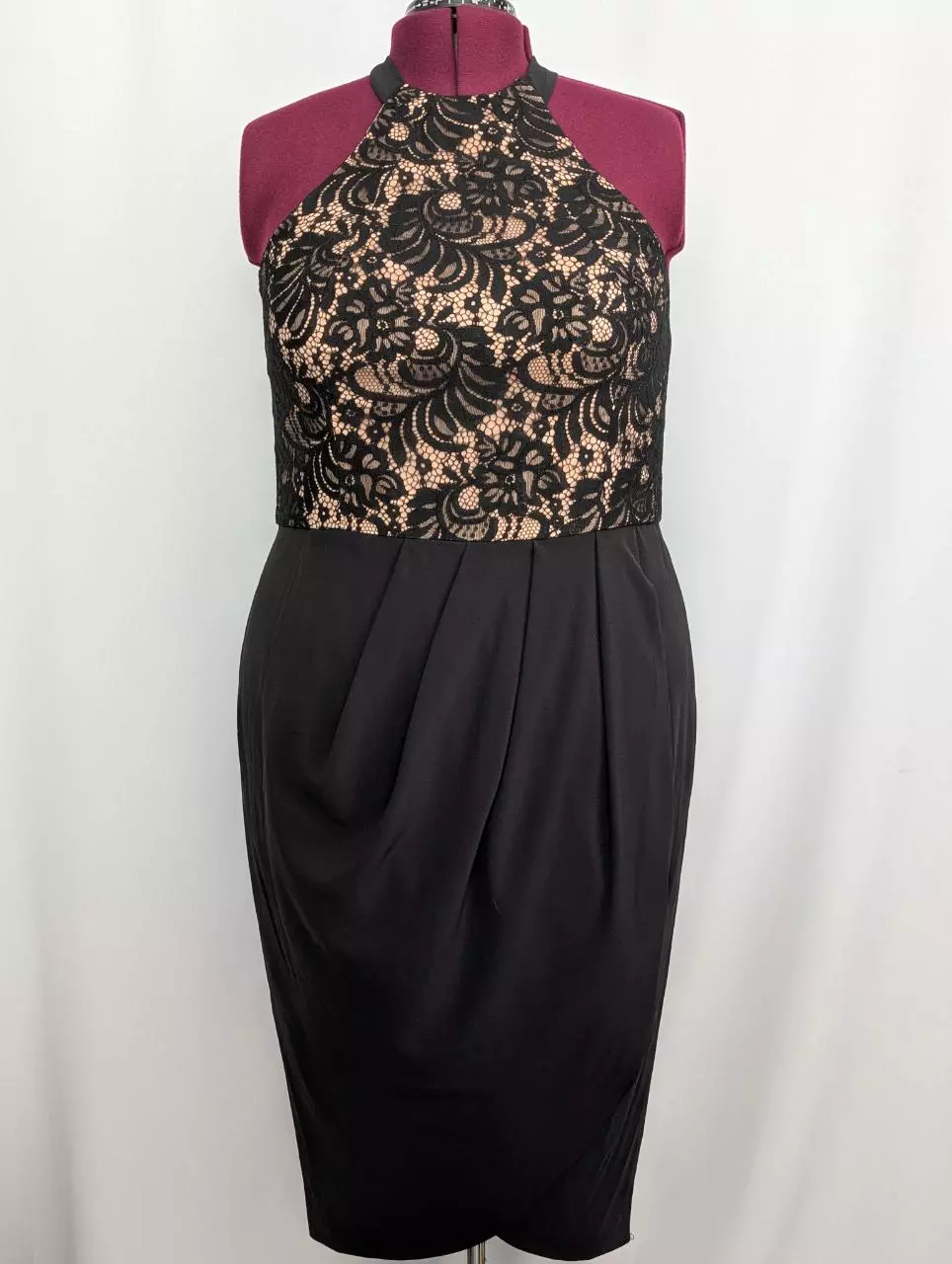 NWT City Chic Formal Dress sz M/18 thumbnail