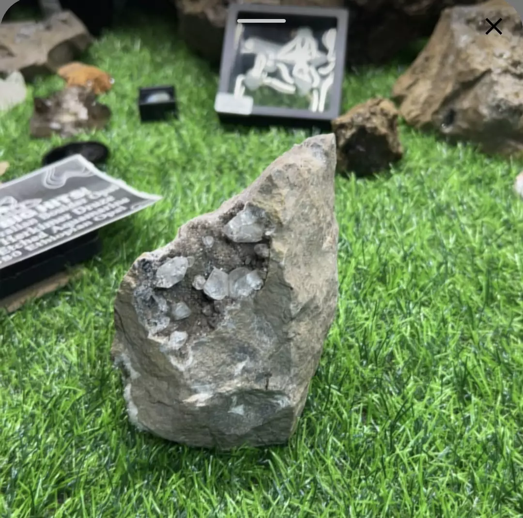 #13 Herkimer Diamond Matrix Specimen thumbnail