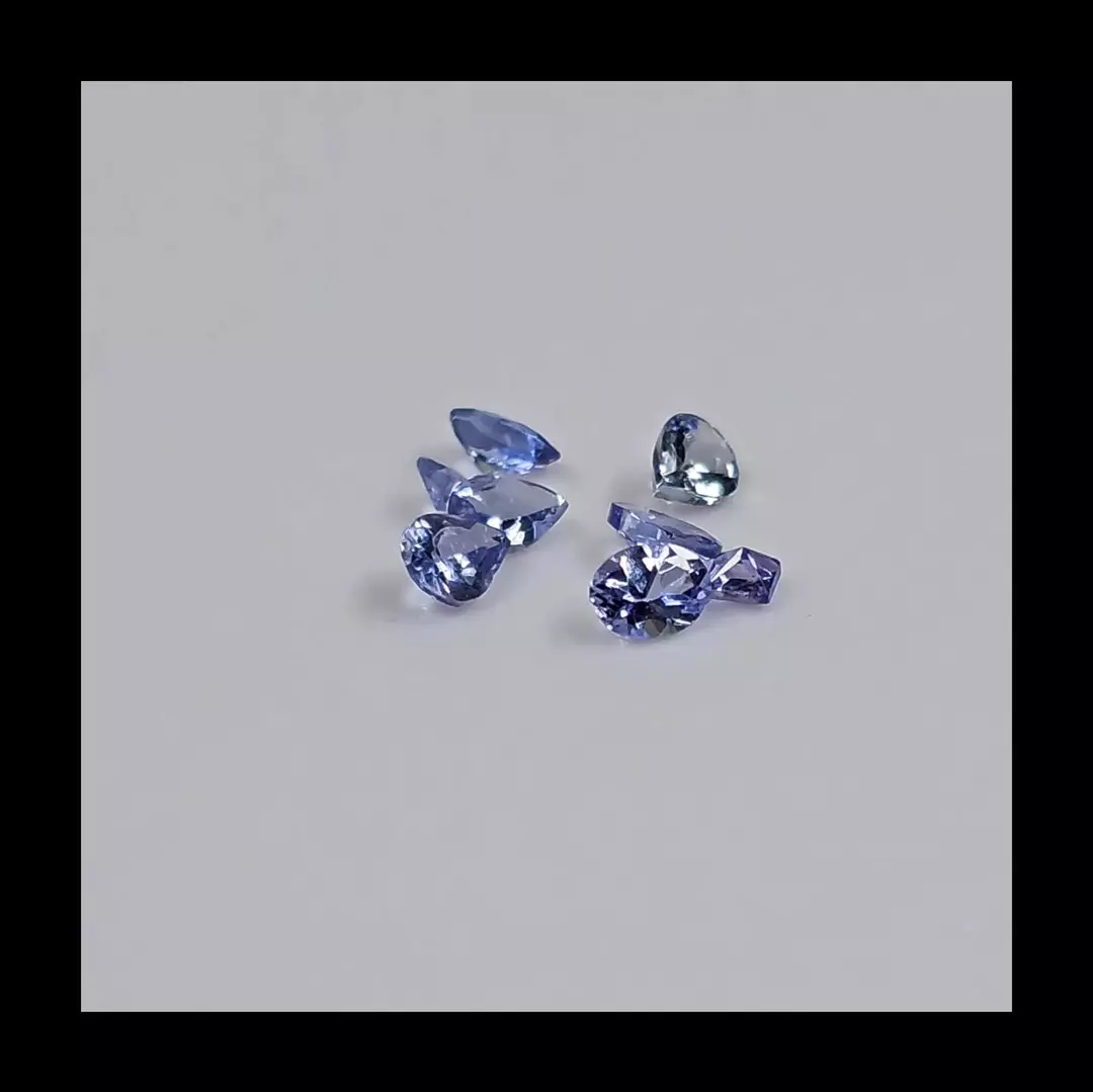 #45 Tanzanite Loose Gemstones Mix 8 pcs. app. 0.98 ctw. thumbnail