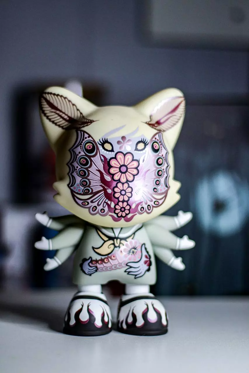 White Lotus 8" Super Janky by Junko Mizuno x Superplastic thumbnail