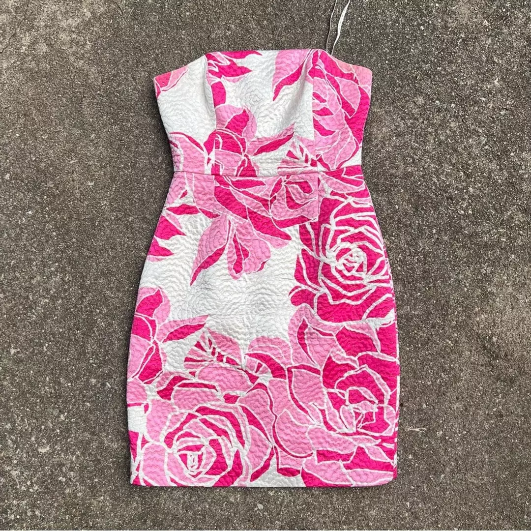 Lilly Pulitzer Pink White Rose Floral Strapless Silk Blend Sheath Dress Brocade Jacquard 6 Cruise Resort Bachelorette Brunch thumbnail