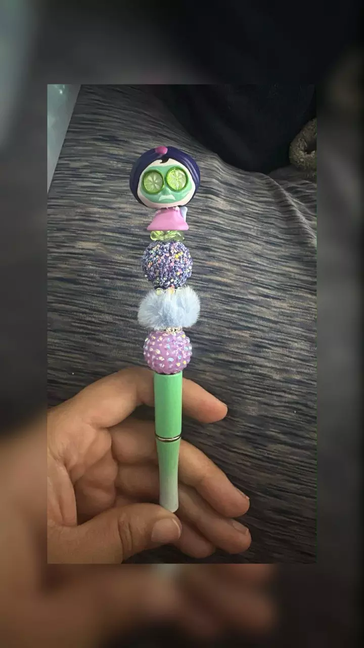 Yzma doorable pen thumbnail