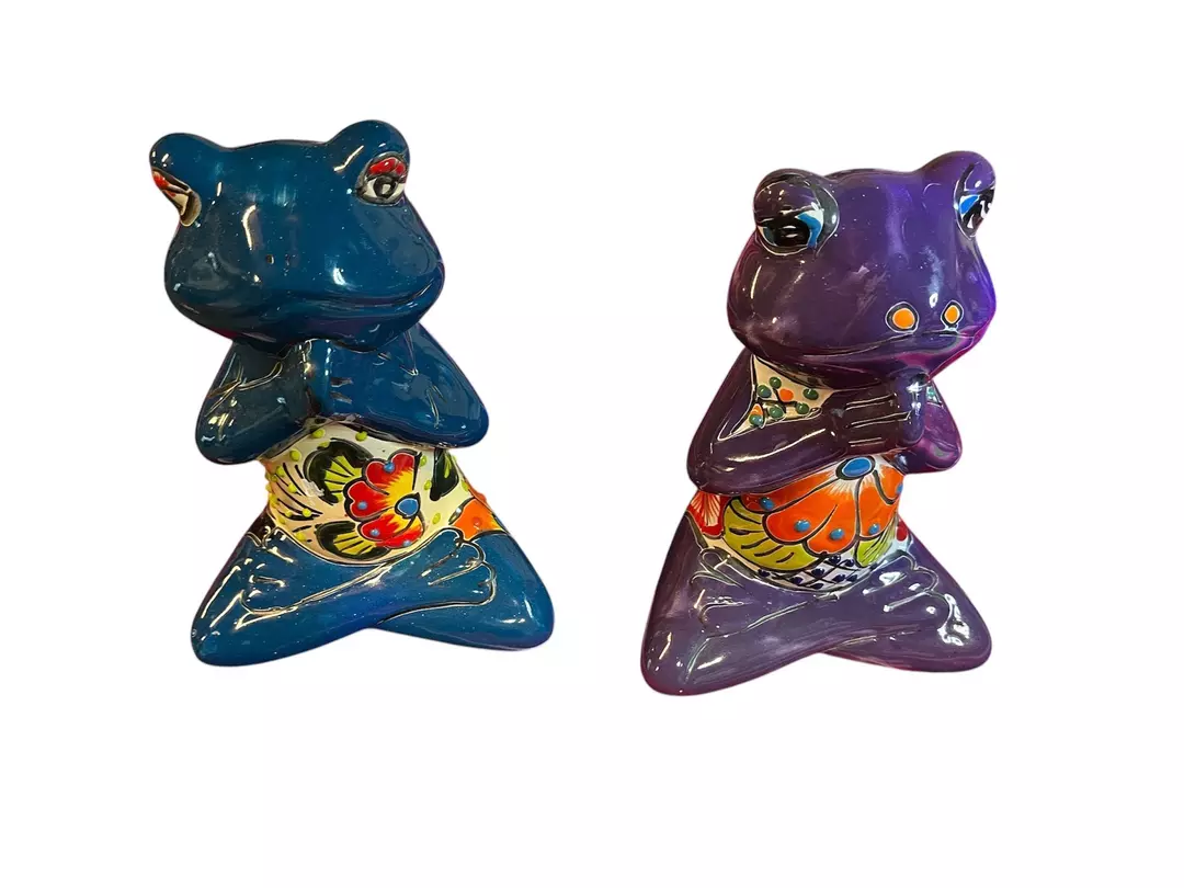 Item# 552 Talavera Yoga Frog praying thumbnail