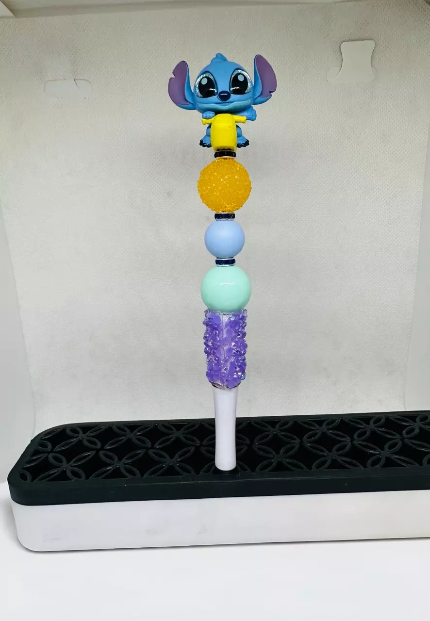 Disney DOORABLE Beaded Pen - Stitch - Handmade thumbnail