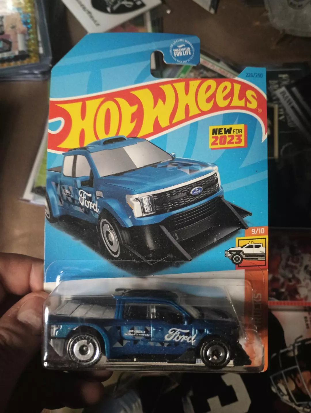 Hot wheels bundle thumbnail
