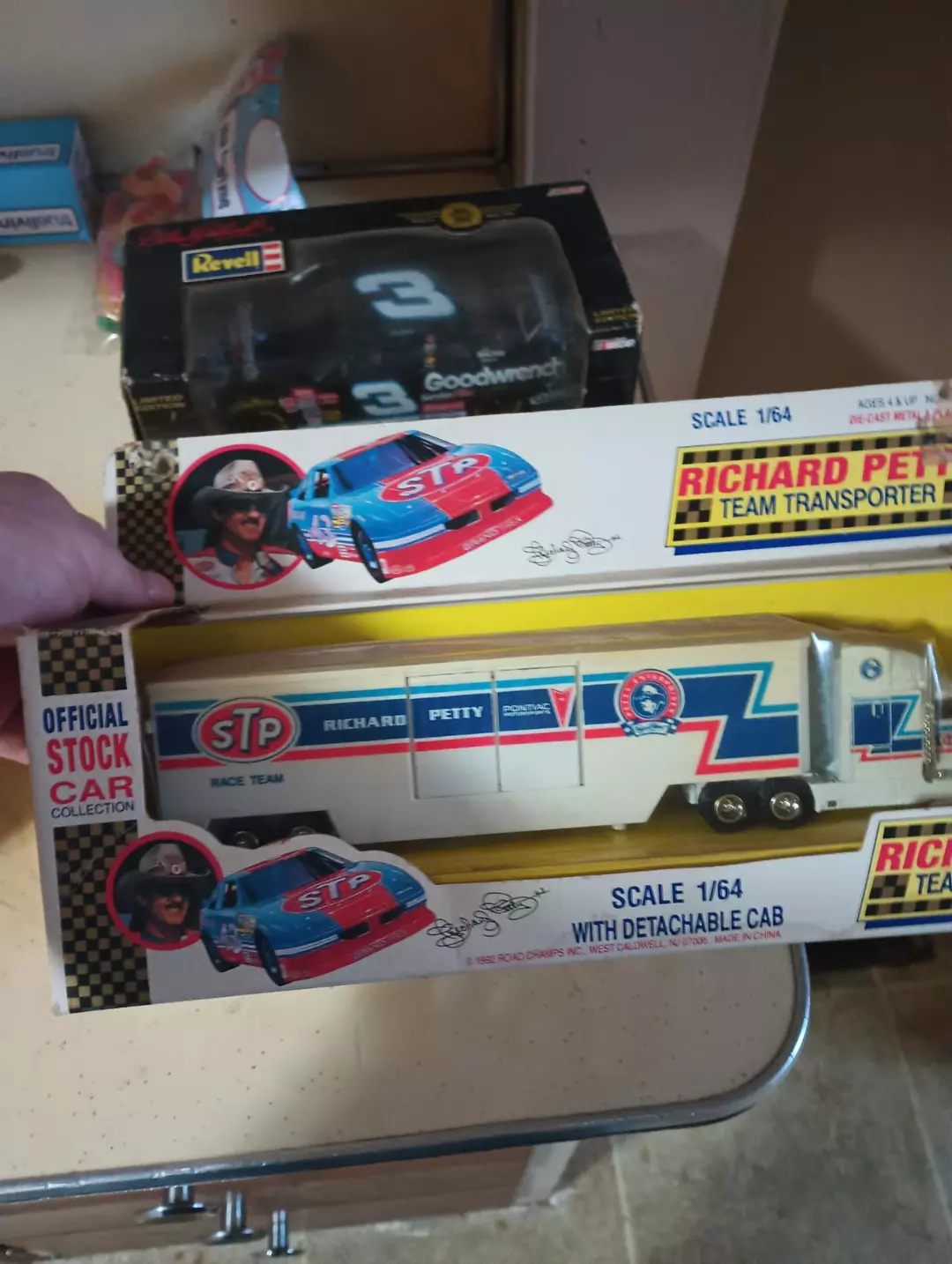 Richard Petty transporter thumbnail