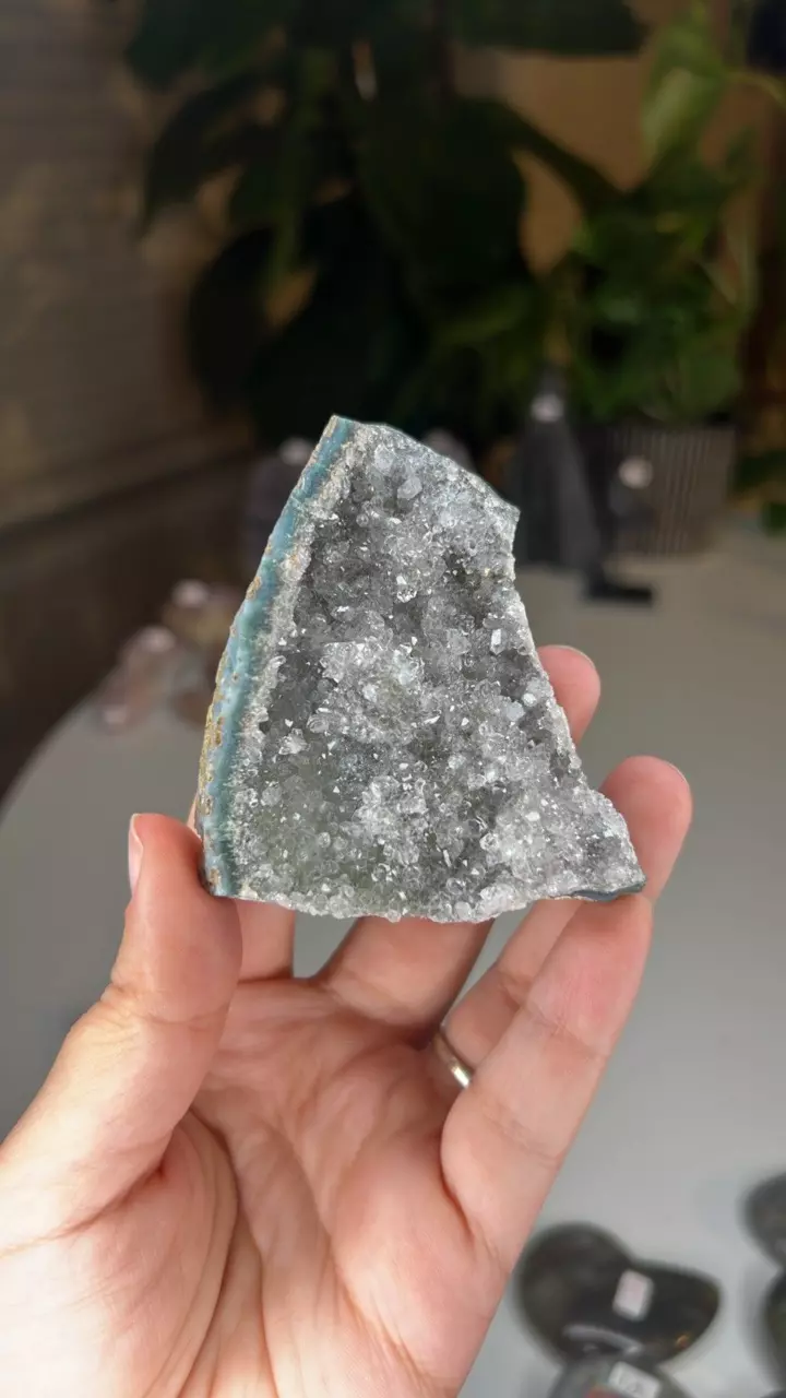 CX51 - amethyst raw thumbnail