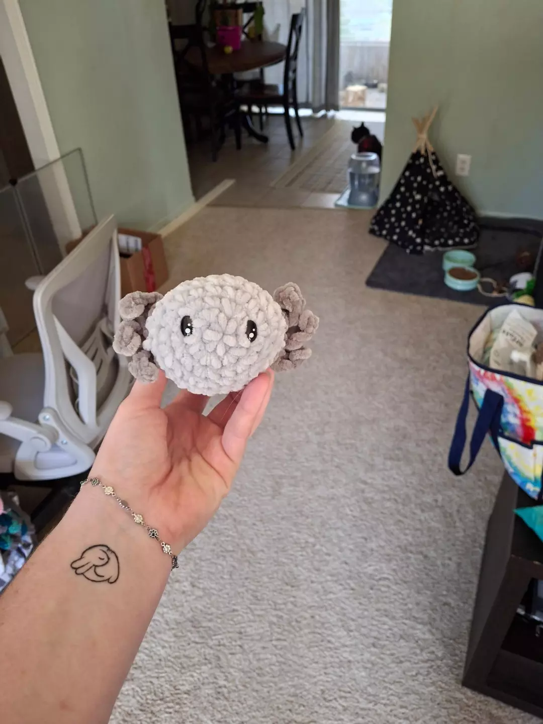 Axolotl- gray thumbnail