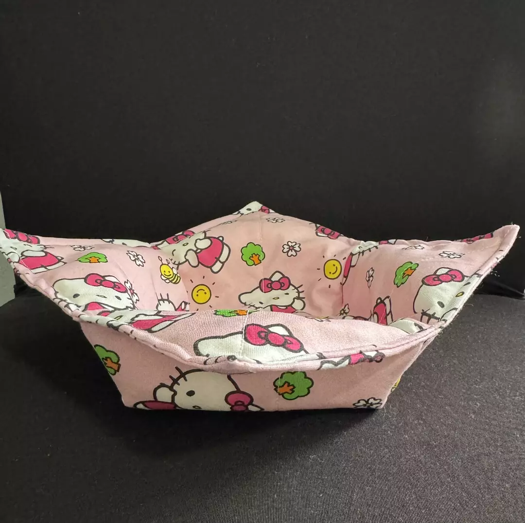 Hello kitty microwaveable bowl cozy thumbnail