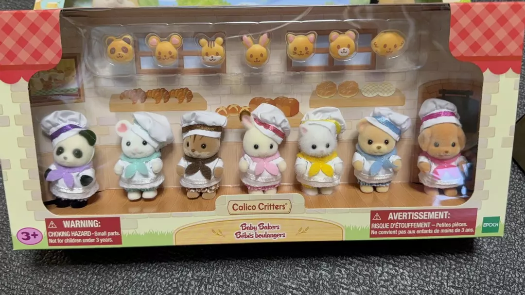 Sylvanian Families Baby Bakery Set 7 Figures with Bread   - NEW_USA 🇺🇸 seller thumbnail
