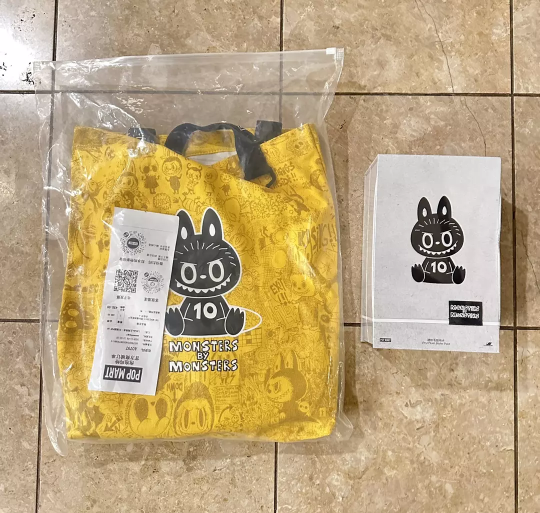 Labubu 10th Anniversary Set A *AUTHENTIC* thumbnail