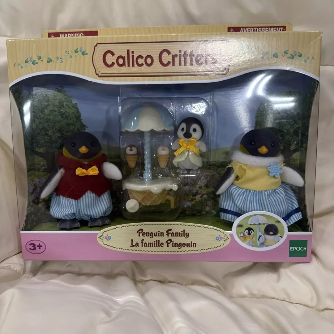 New- Sylvanian Families Calico Critters Penguin Family Set Mom Dad Baby-USA thumbnail