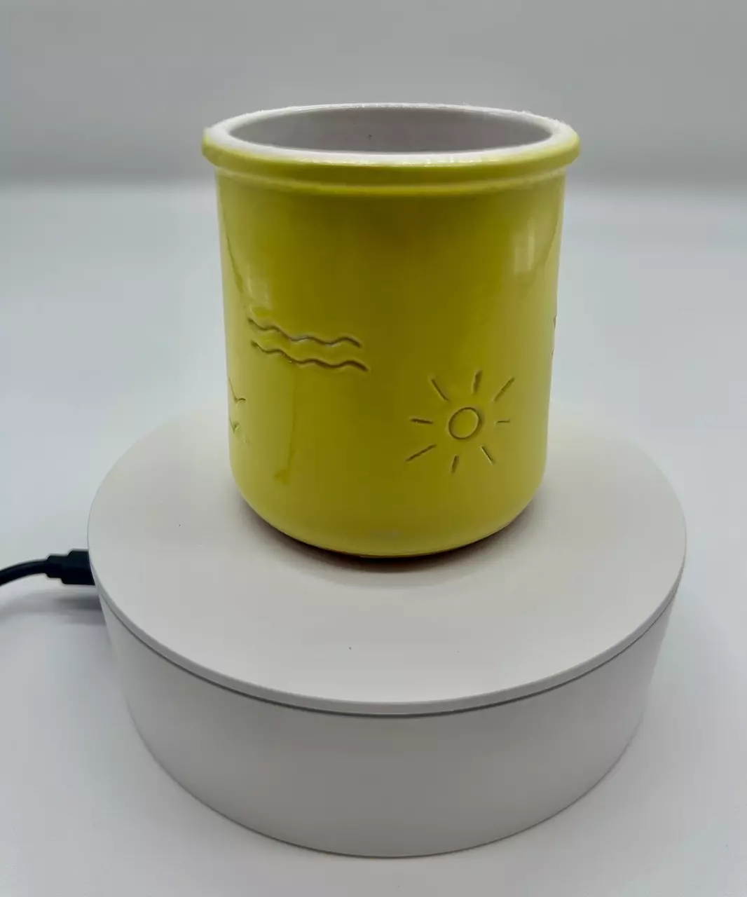 Le Fermier Yellow Terracota Pots (Set of 4) thumbnail