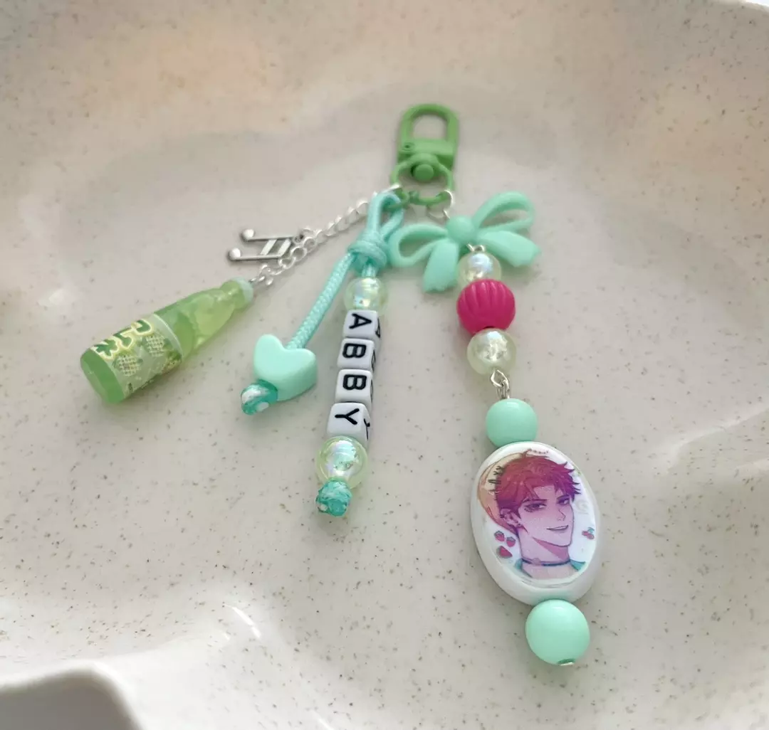 KDHUN SAJA BOYS INSPIRED - ABBY - KEYCHAIN AND BAG CHARM thumbnail