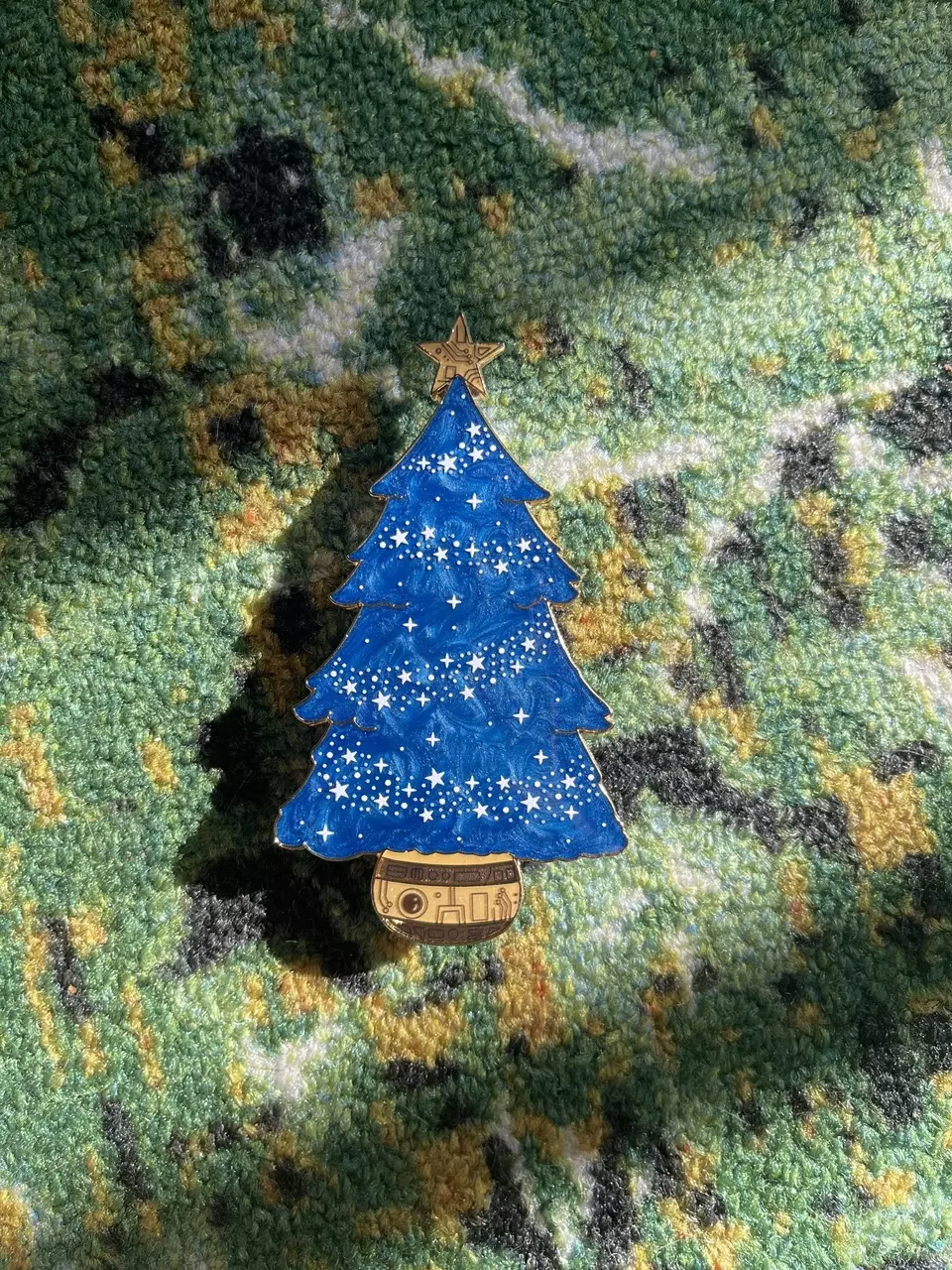 Space Tree - Gold thumbnail